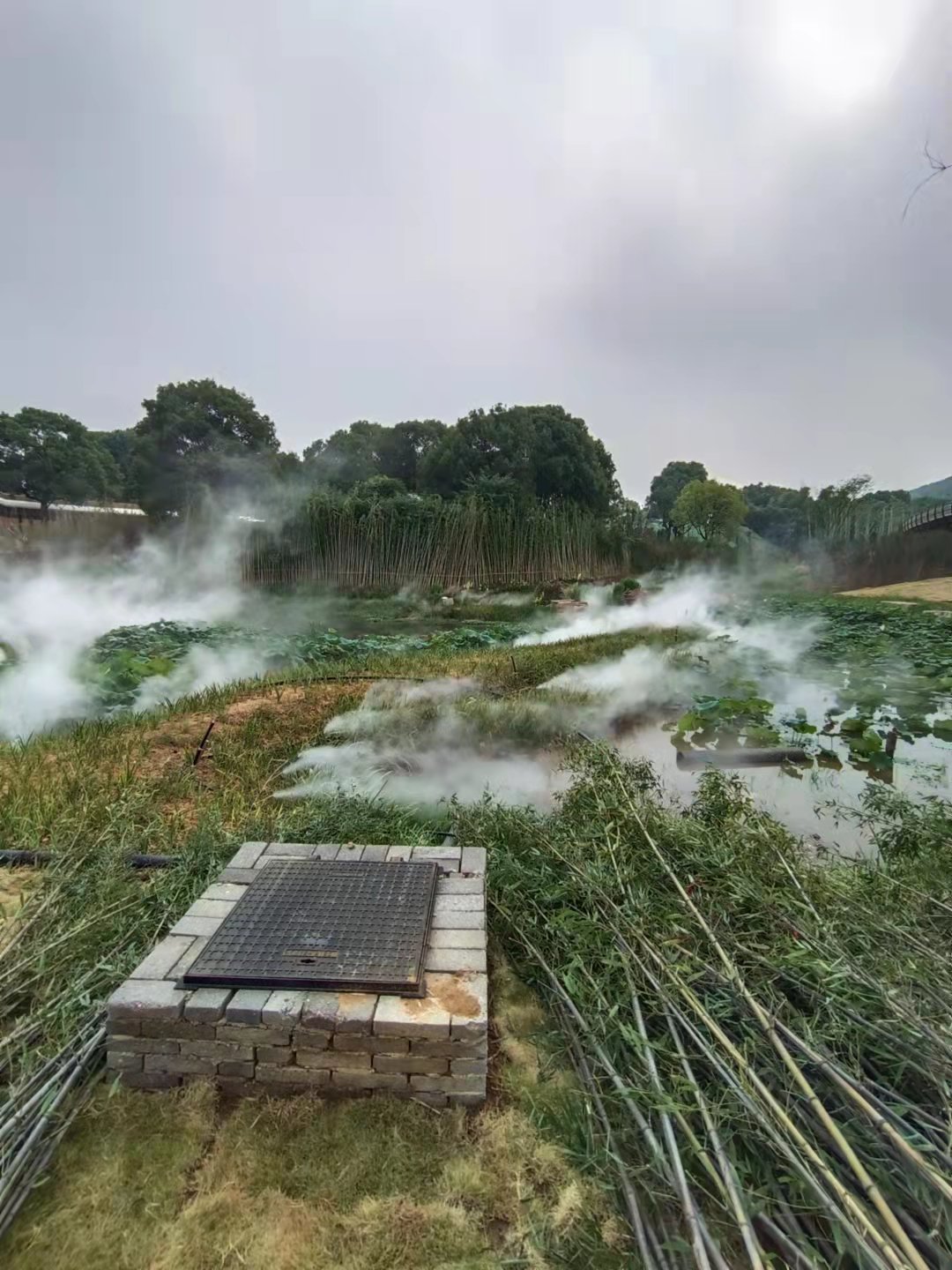 <b>景观造雾的原理？景观喷雾的效果是什么？</b>