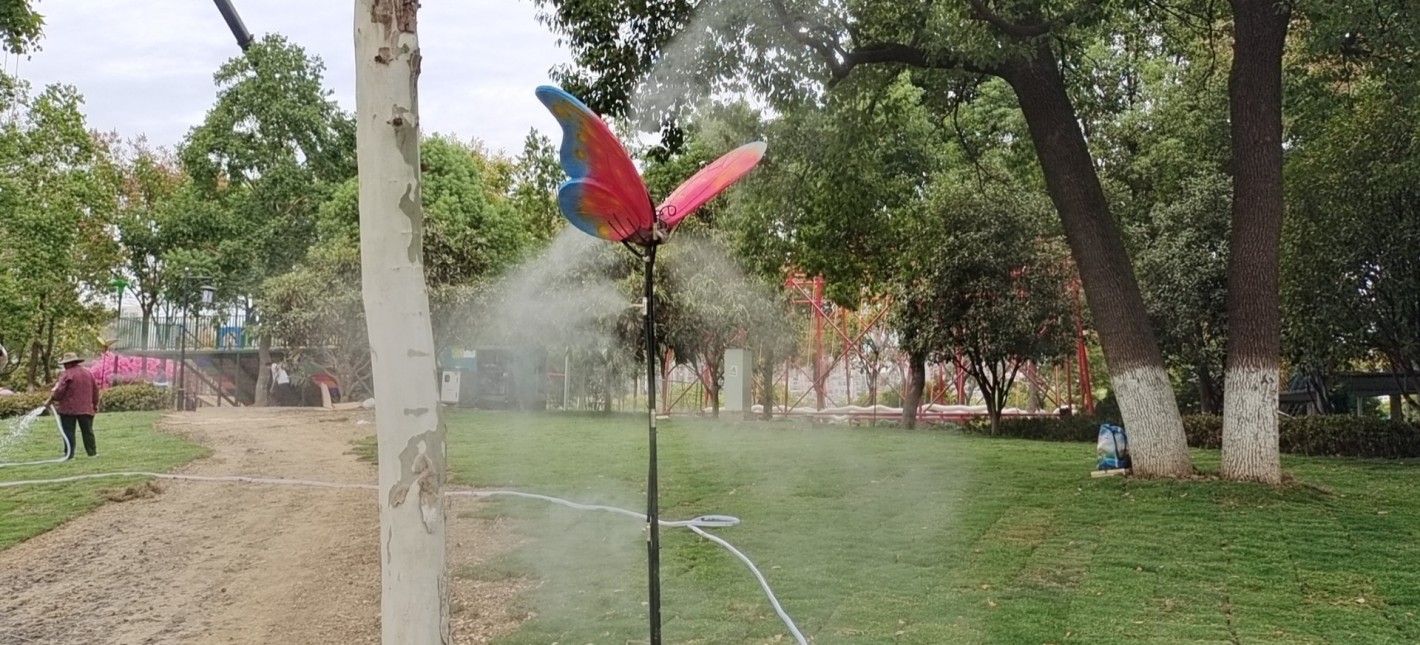 <strong>坐标湖北武汉雕塑雾森安装调试效果</strong>